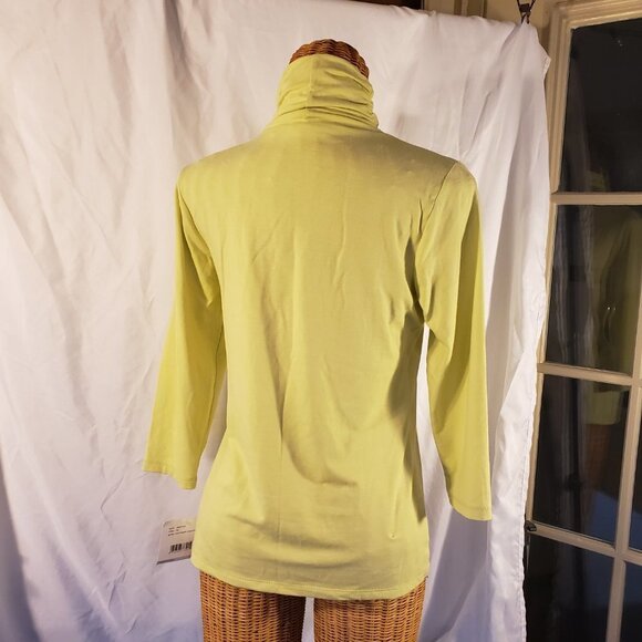 NWT Ladies JH COLLECTIBLES Lemon Yellow Turtleneck Top - M - Picture 3 of 4